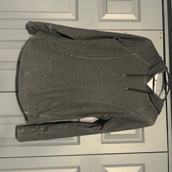 Athletic Works Heathered Gray Hooded Sweatshirt. With Big Pocket. Size: S (4-6) - Picture 1 of 5